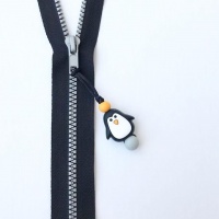 ami-zip-pingouin-noir1_720x