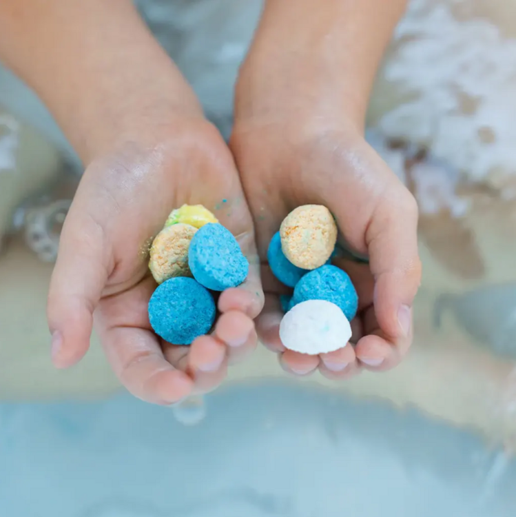 LOOT TOY | Funky Fish Food Lagon Bleu - Sels de bain pétillants et moussants