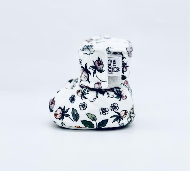 BEBE Ô CHAUD | Pantoufles à Velcro - Fleur pastel (18-24 mois)