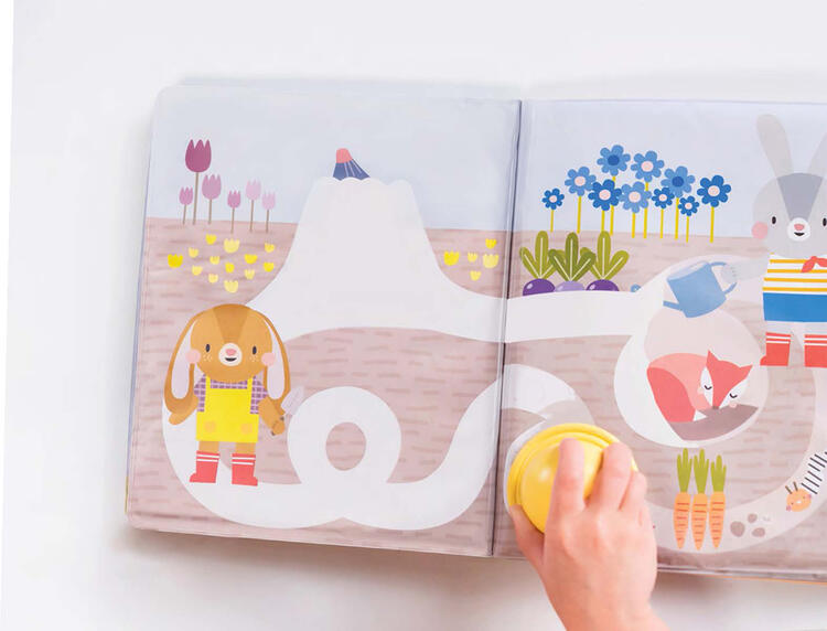 TAF TOYS | Livre d'Eau - Cache-cache