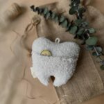 FAIRY & CO | Coussin avec Pochette "Ma Dent" - Teddy