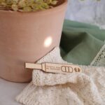 RAINBOWS & LOLLIPOPS | Test de Grossesse en Bois - Veux tu être ma marraine?