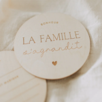 LE PETIT TABLEAU NOIR | Pastille en Bois - La famille s'aggrandit