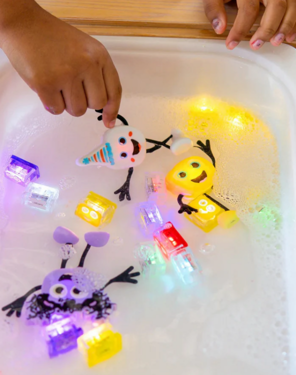 GLO PALS | Personnage Lumineux avec Cubes - Party (9 couleurs)