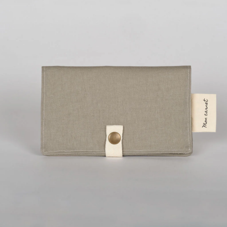 SAUGE & CO | Protège Carnet de Santé ou Passeport - Taupe