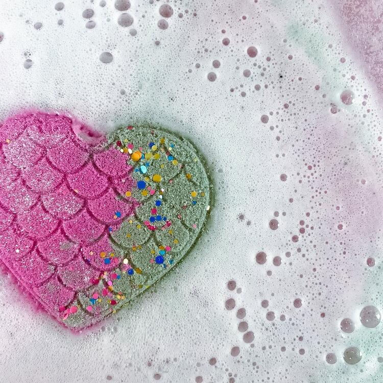 LA FABRIK | Bombe de Bain Surprise - Cœur sirène