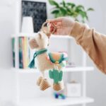 ITZY RITZY | Peluche d'Activité avec Jouet de Dentition - Lama