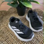ADIDAS | Chaussure sport - tout-petit (gr 7)