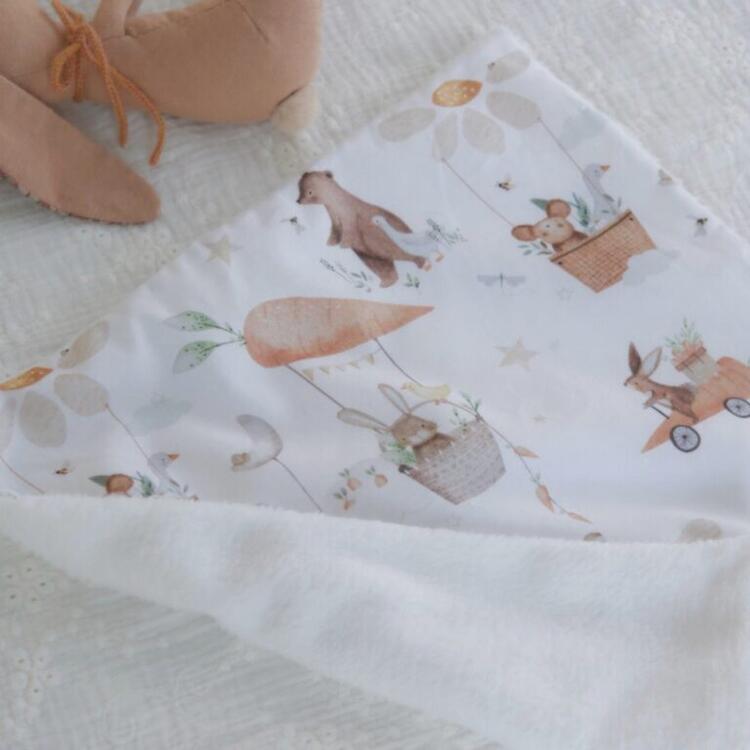 BALUCHON | Mini doudou attache-suce - Montgolfière