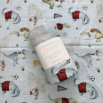 CRÉATION JADE | Mousseline de Bambou & Coton - Dinoasaures Soccer
