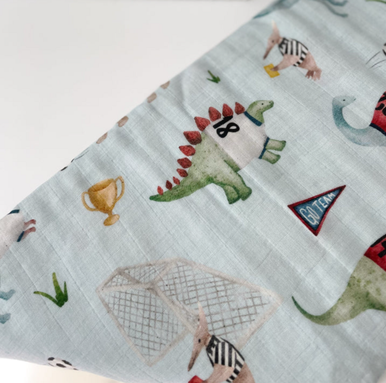 CRÉATION JADE | Mousseline de Bambou & Coton - Dinoasaures Soccer