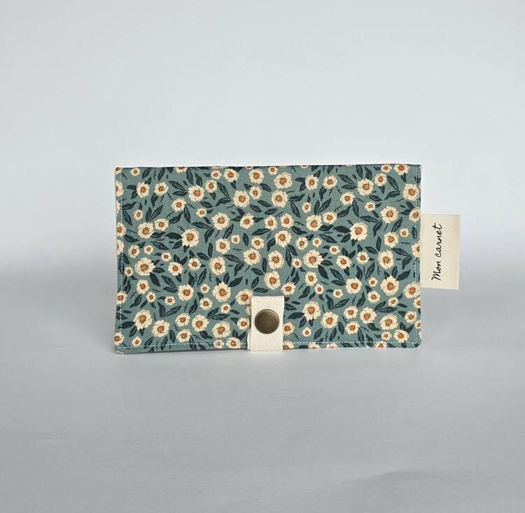 SAUGE & CO | Protège Carnet de Santé ou Passeport - Margot
