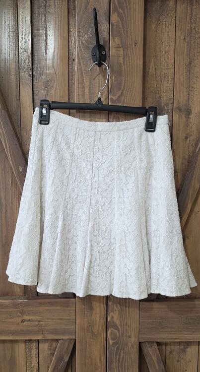 BCBG MAXAZRIA | Jupe en dentelle fleuri - Gr 02