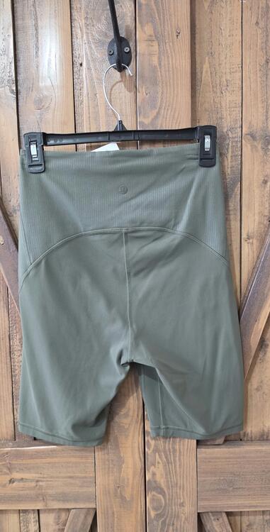 LULULEMON | Short / legging vert - gr 6