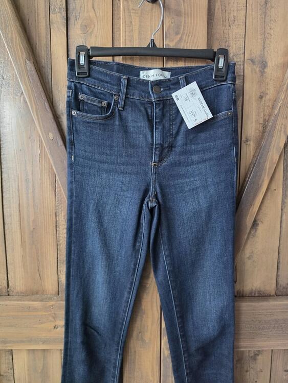 DNIM FORUM | Jeans " The nico mid rise skinny crop" Gr25